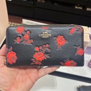 Coach Long Zip Around Wallet With Floral Print CCL36 Black Red